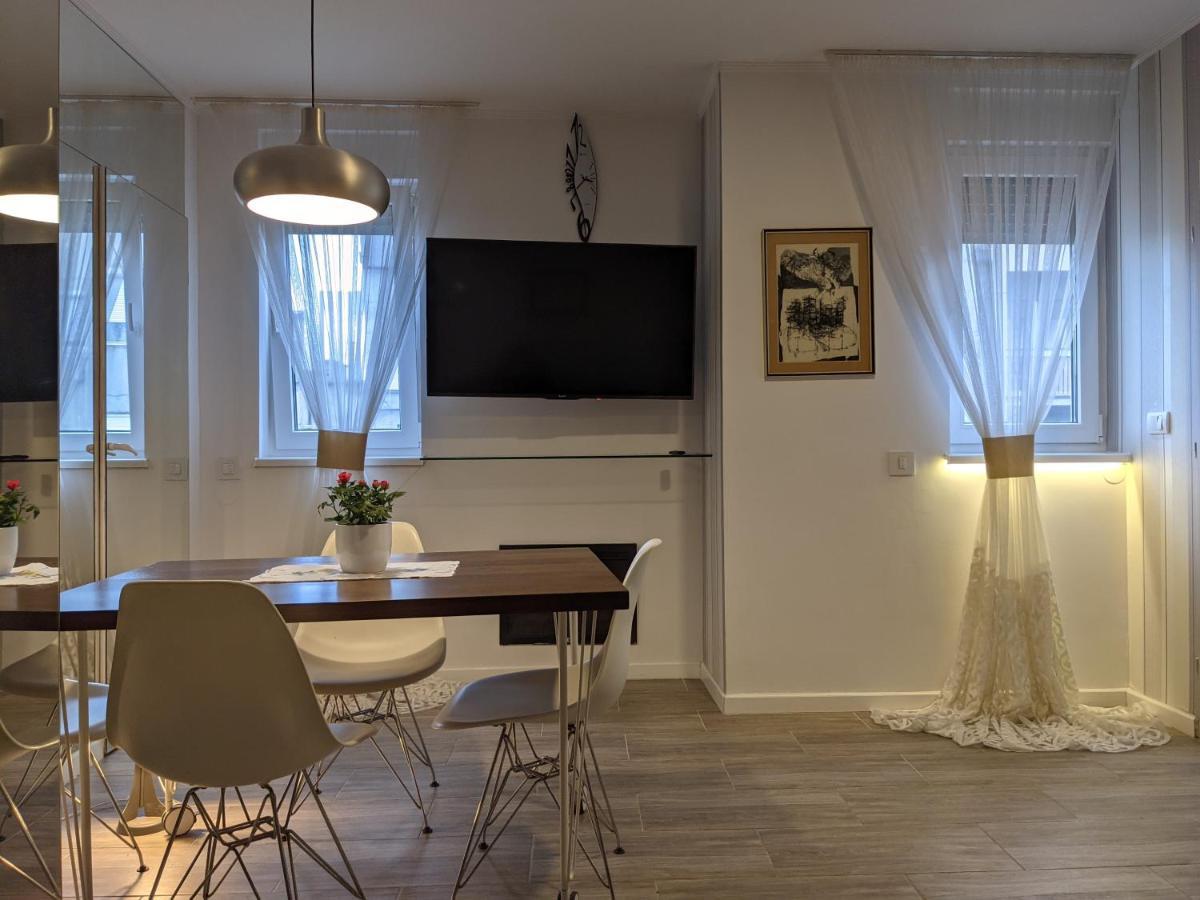 Appartamento Danka Belgrado Esterno foto